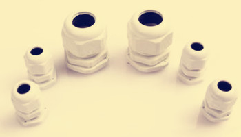 安裝塑料電纜接頭時(shí)需注意幾點(diǎn)？